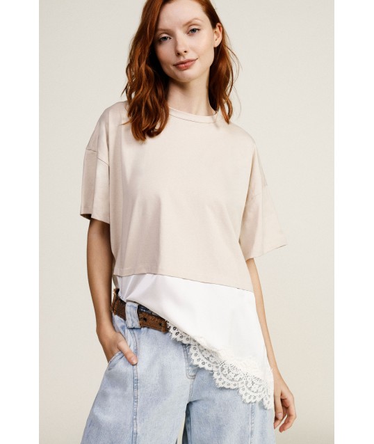 T-Shirt à ourlet asymétrique et dentelle Dixie