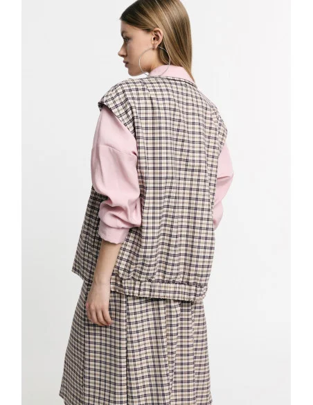 Gilet Con Motivo A Quadri E Chiusura A Bottone Please