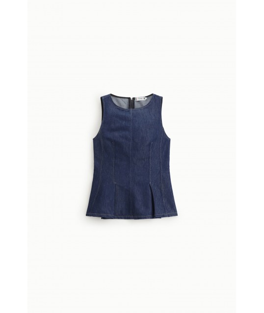 Sleeveless Top With Raised Seams And Zip Please