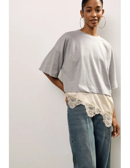 T-Shirt A Maniche Corte Con Bordo Asimmetrico E Pizzo Dixie