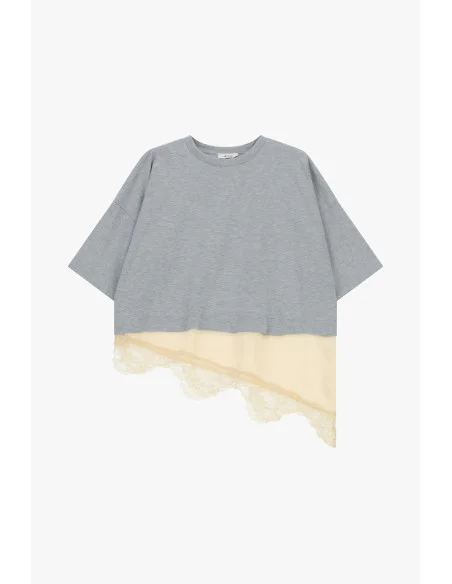 Short-Sleeved T-Shirt with Asymmetrical Hem and Lace Dixie