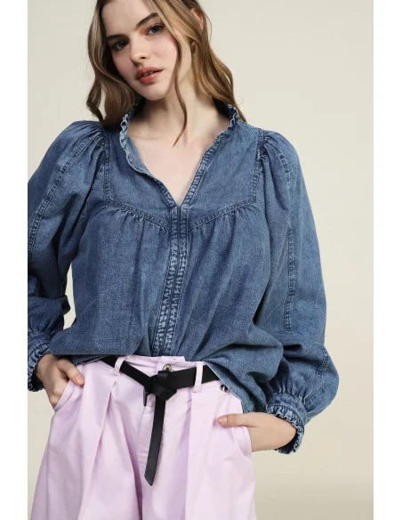 Dixie Long-Sleeved V-neck Wide Shirt