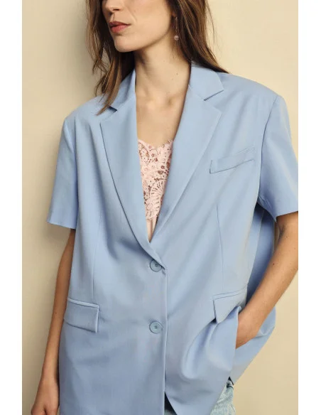 Dixie Short-Sleeved Blazer With Welt Pockets