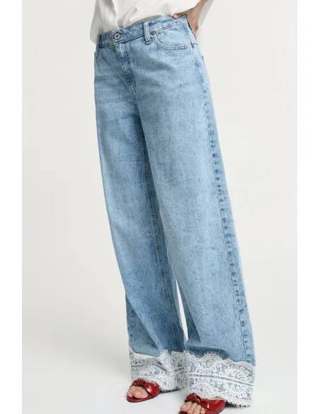 Jeans évasé taille moyenne avec bordures en dentelle Please