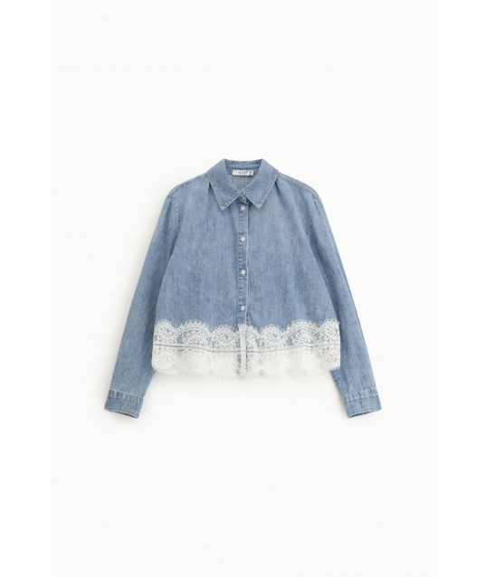 Shirt With Classic Collar And Lace Trim Please