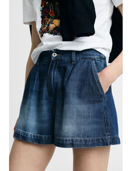 Regular-Fit Shorts With Darts And Front Pockets Please - Vestiti Fi...