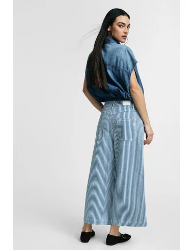 Cropped Wide-Leg Striped Jeans Please
