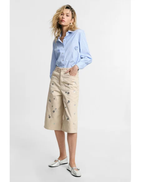 Knee Shorts With Floral Appliqués And Pockets Please