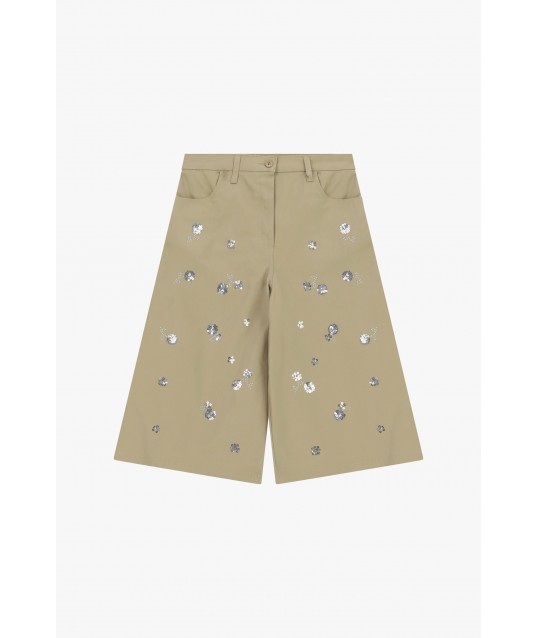 Knee Shorts With Floral Appliqués And Pockets Please