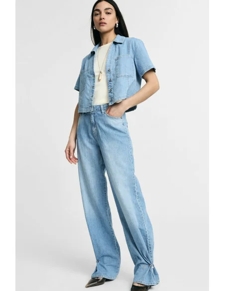 Straight-Leg Jeans with Pin Detail Please