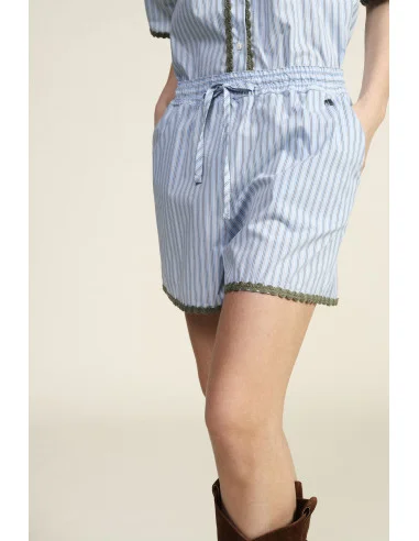 Short rayé à coupe régulière avec bordure décorative Dixie